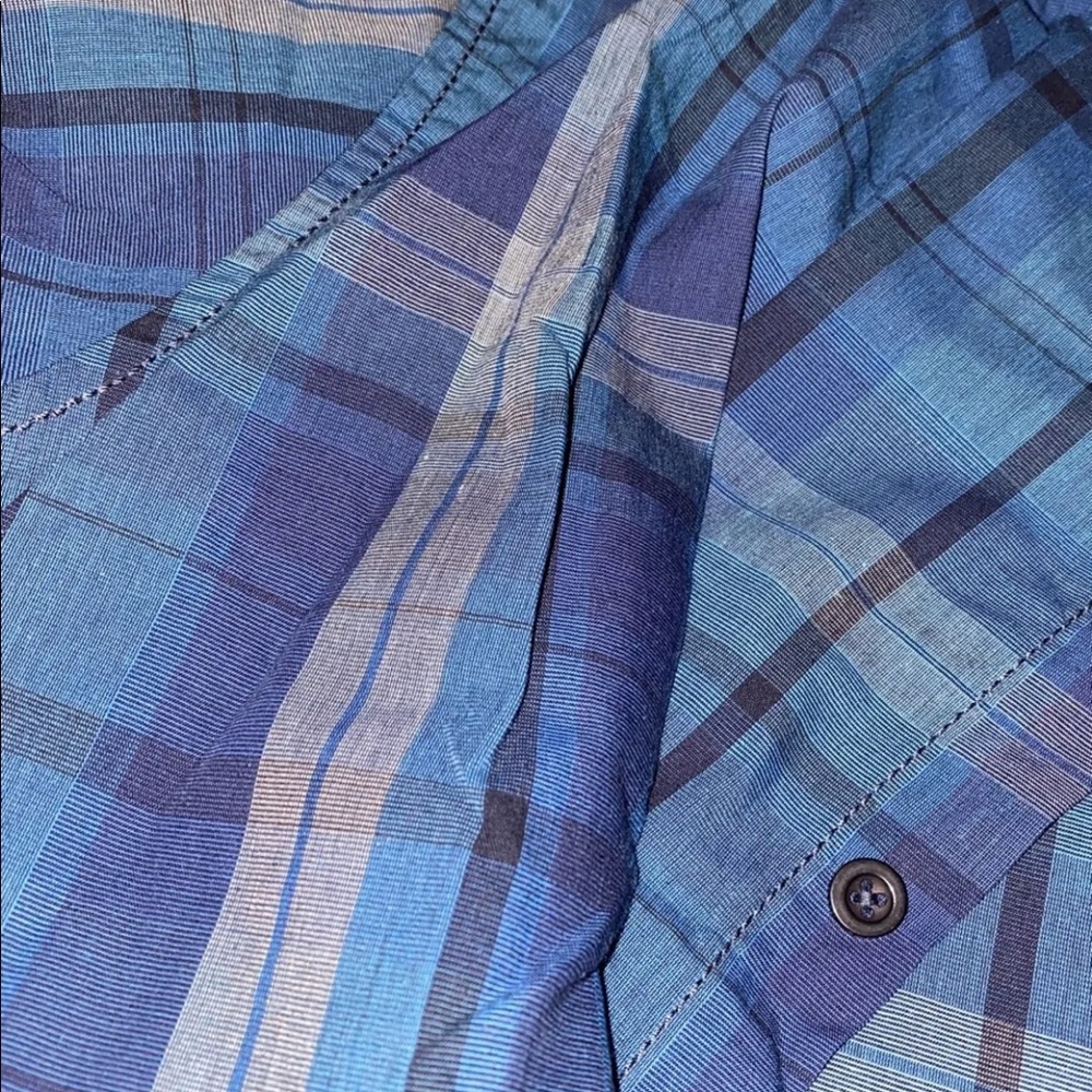 Button up ⭐️ - Picture 2 of 2